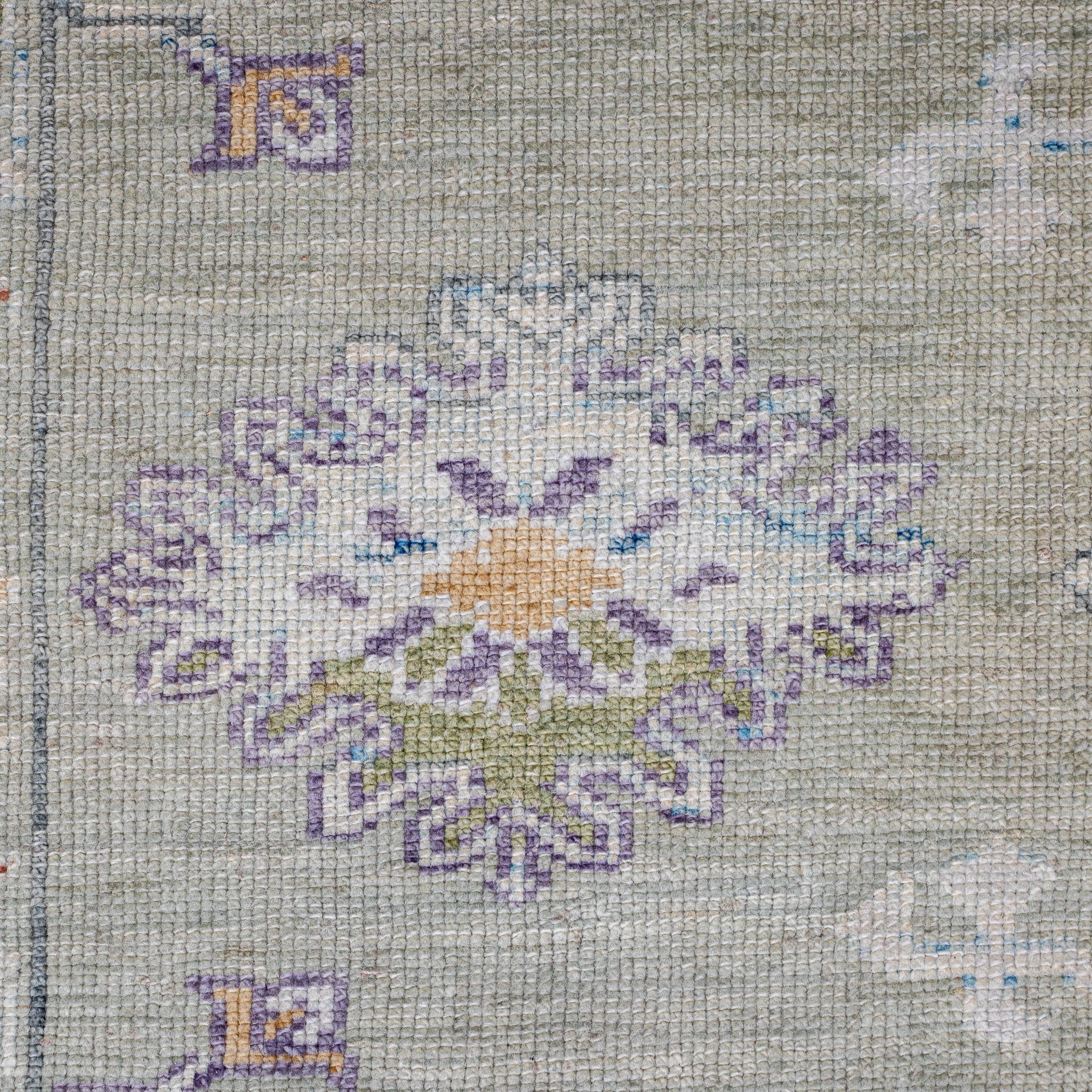 Handwoven Modern Oushak Rug 8'4" x 9'1" | Sage Green Turkish Wool Area Rug
