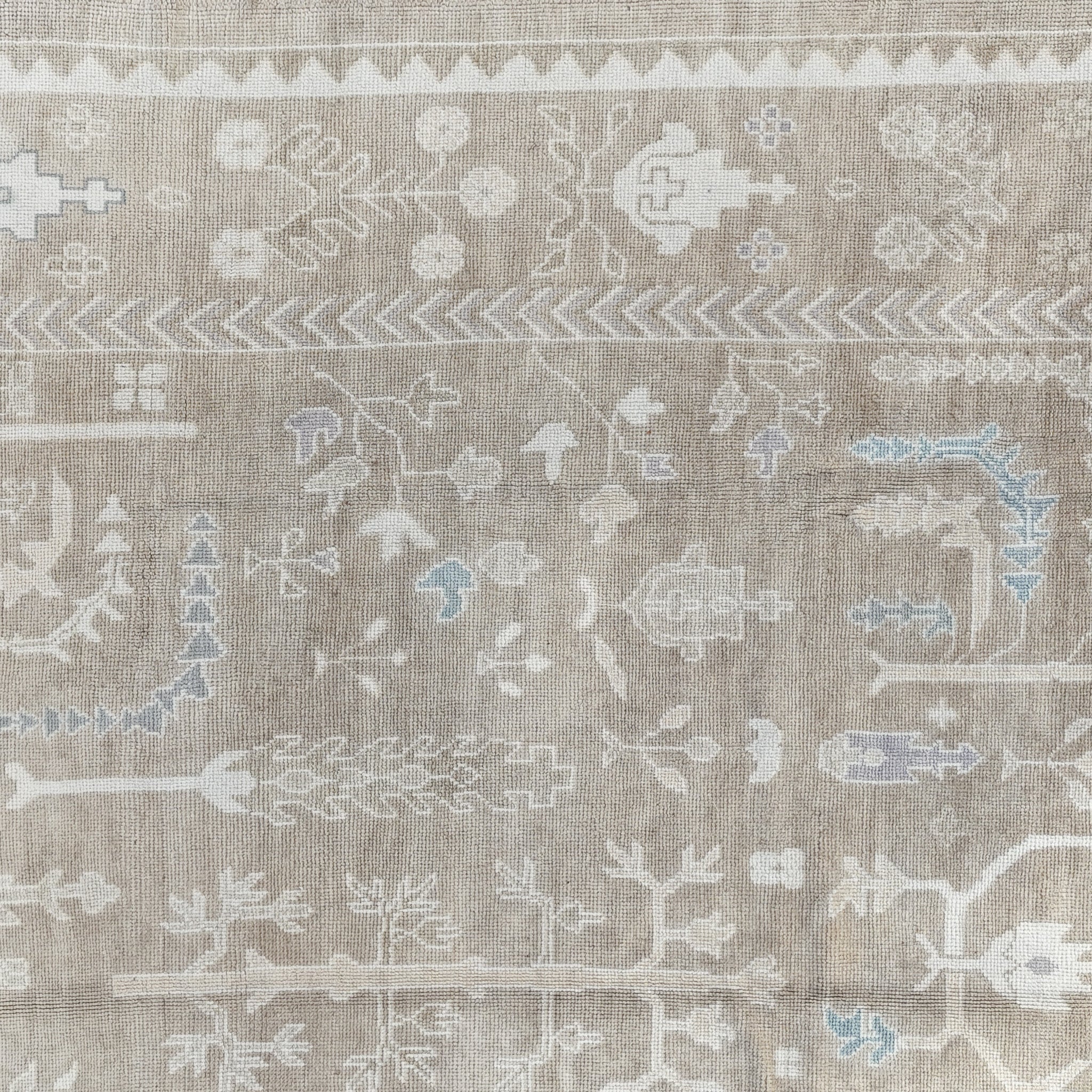 Handwoven Modern Oushak Rug 10'5" x 14'2" | Neutral Turkish Wool Area Rug