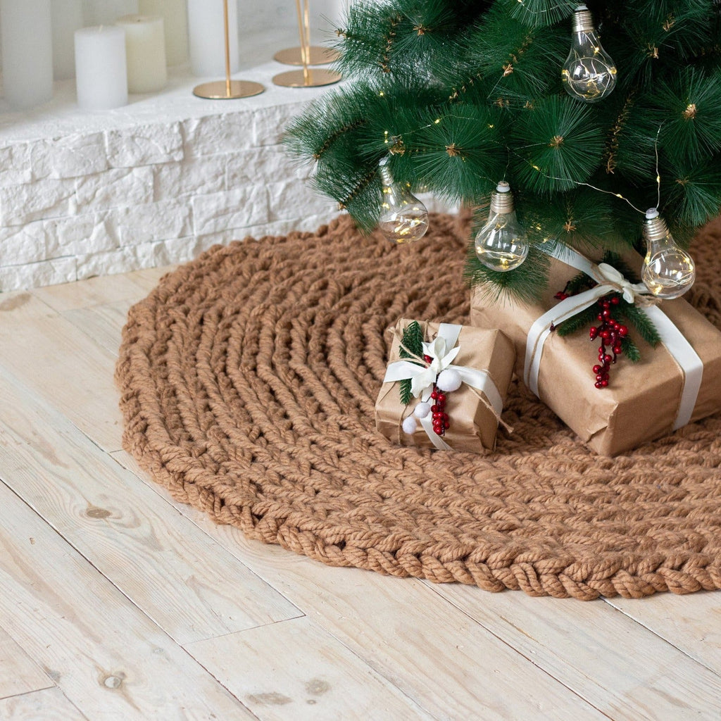 Beige Chunky Knit Christmas Tree Skirt