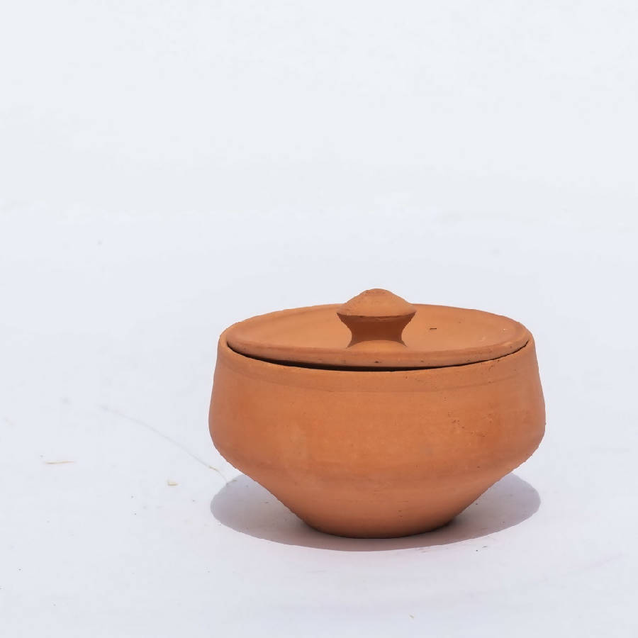 Alt Text: Artisan handmade clay canister with soft rounded form, natural terracotta finish, and timeless European-inspired styling | Sorelle Rossi Shoppe