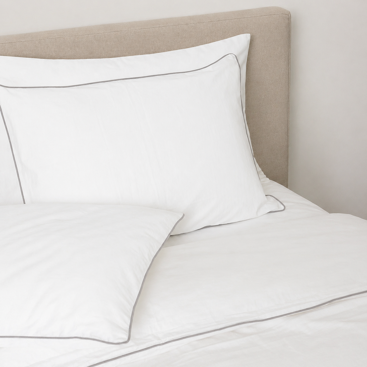 White Duvet Cover Set with Light Grey Piping – 100% Cotton, Linen or Linen Blend | Handmade 3-Piece Luxury Bedding Set