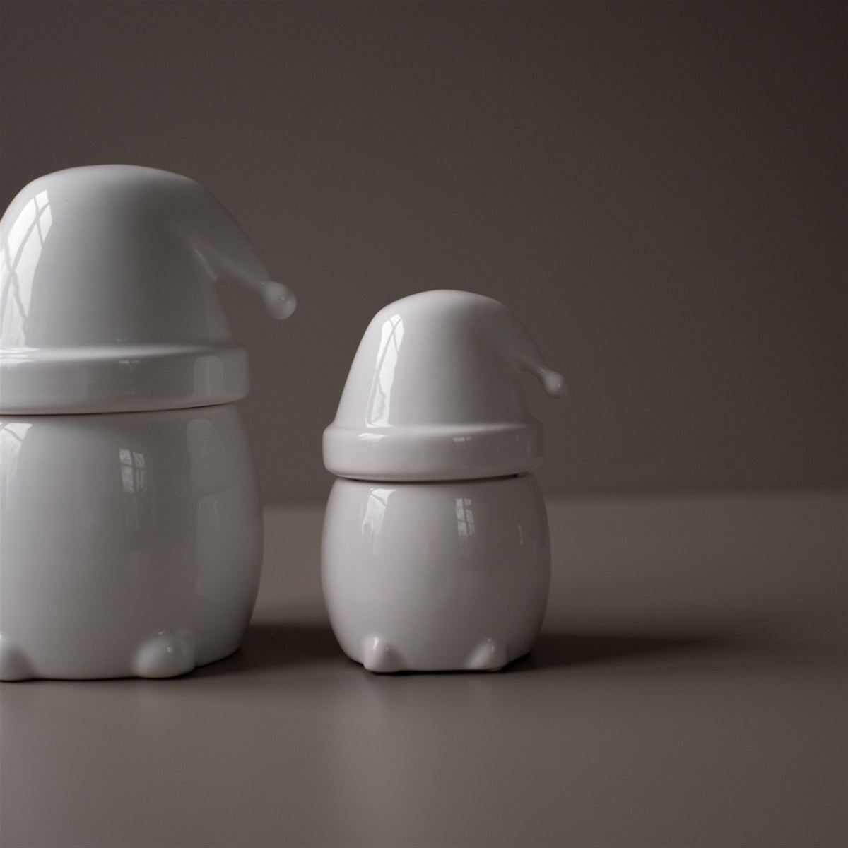 Eating Santa Ceramic Treat Jar – Shiny White