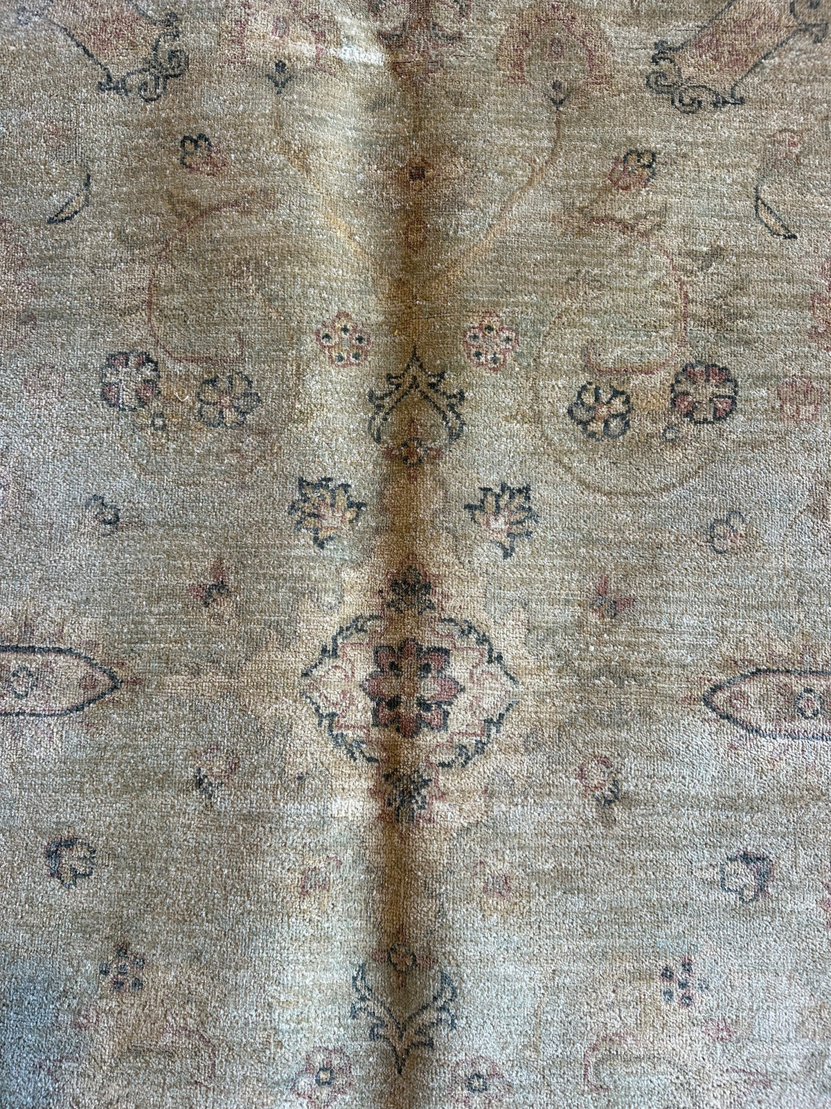 Natalia Beige Hand-Knotted Ziegler Rug - 5.4 x 7.9