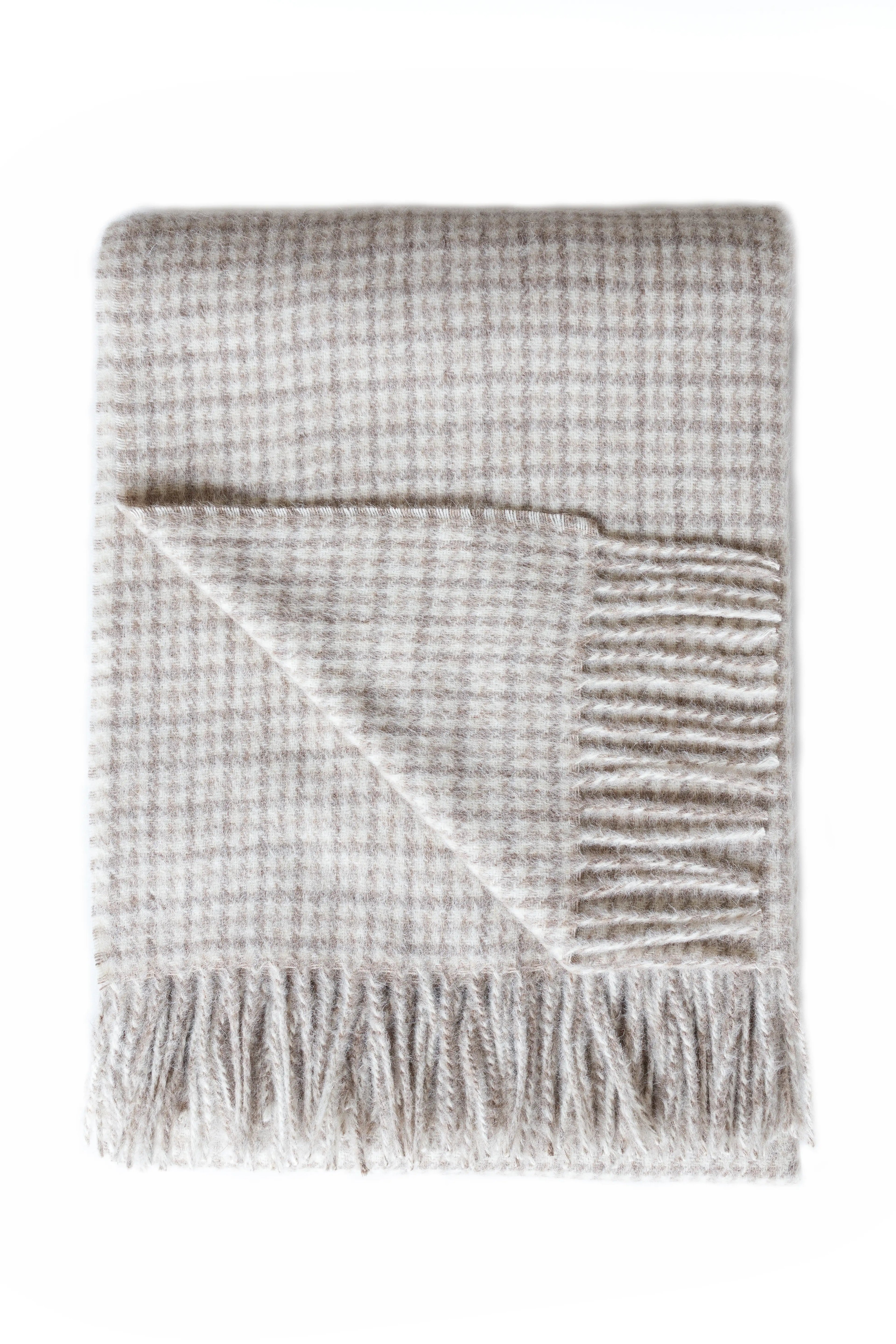 Glencoe Oversized Alpaca & Wool Throw Blanket – Heavyweight Luxury Throw | Light & Dark Oatmeal