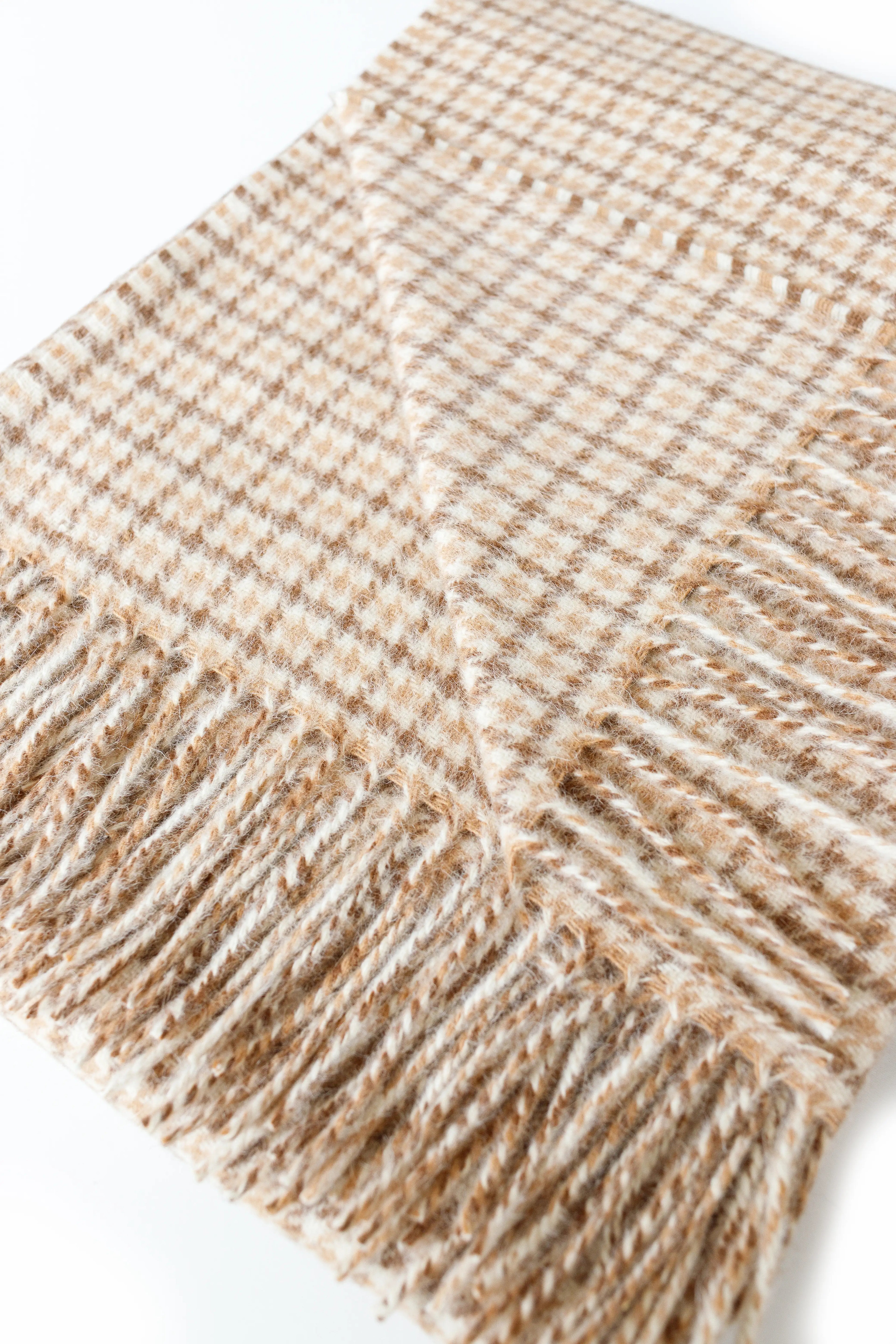 Glencoe Oversized Alpaca & Wool Throw Blanket – Heavyweight Luxury Throw | Ivory, Camel, & Sand