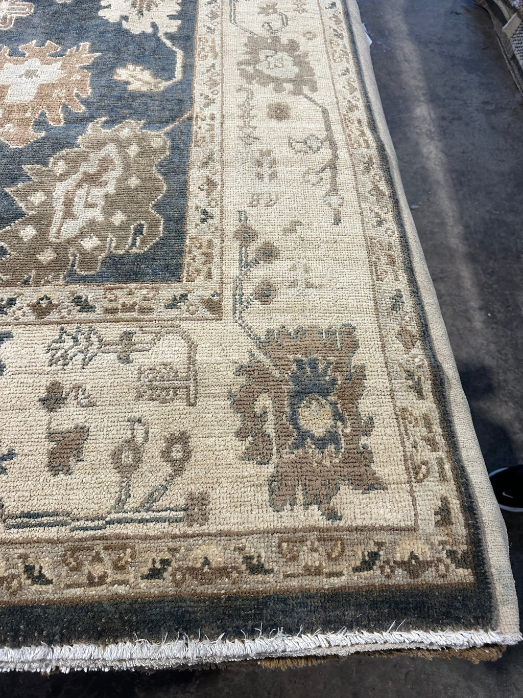 Tamara Fifield 5.10x9 Gray Whitewashed Hand-Knotted Oushak