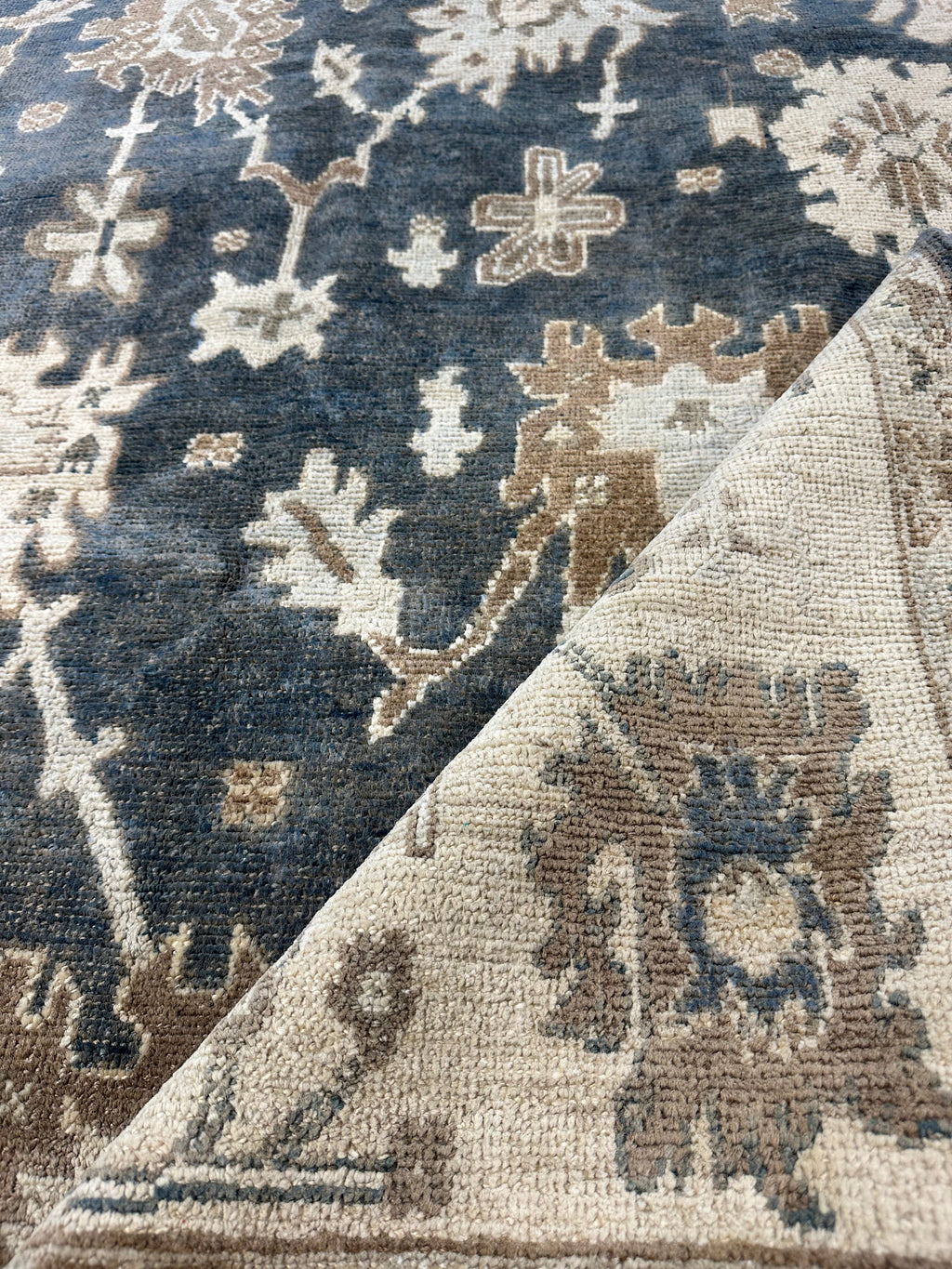 Tamara Fifield 5.10x9 Gray Whitewashed Hand-Knotted Oushak