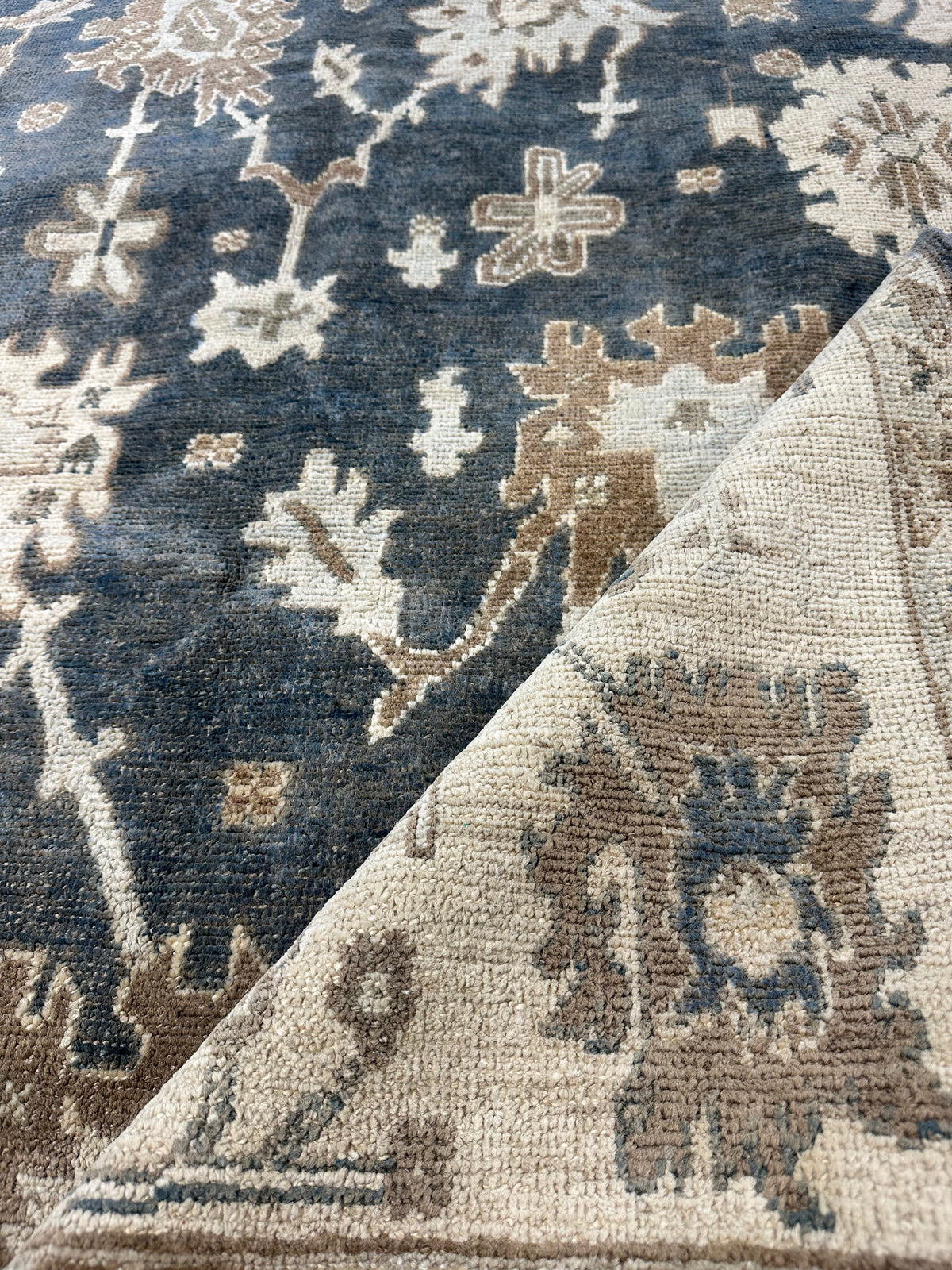 Tamara Fifield 5.10x9 Gray Whitewashed Hand-Knotted Oushak