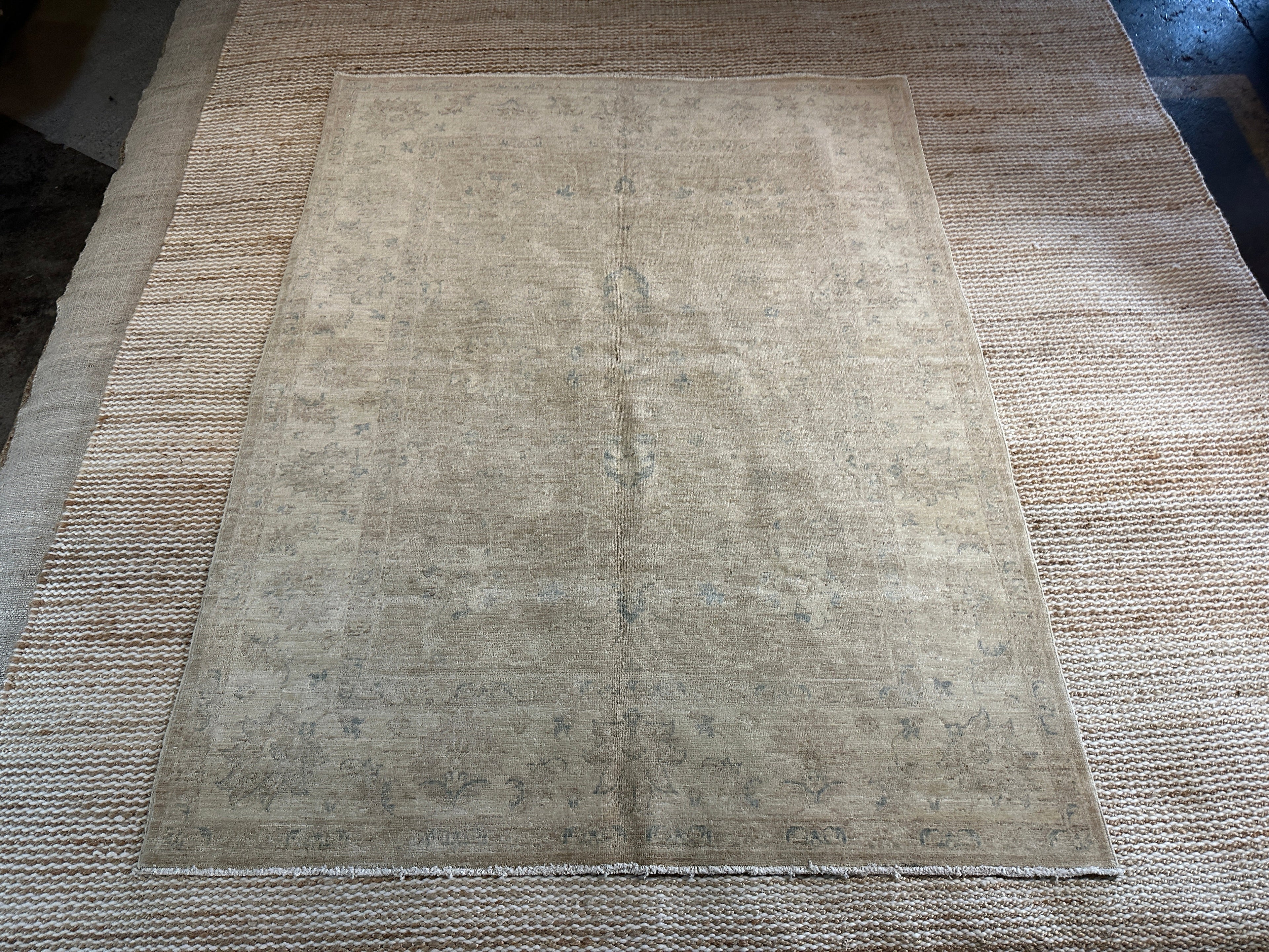 Greta Lee 5.2x6.6 Tan Hand-Knotted Farhan Rug