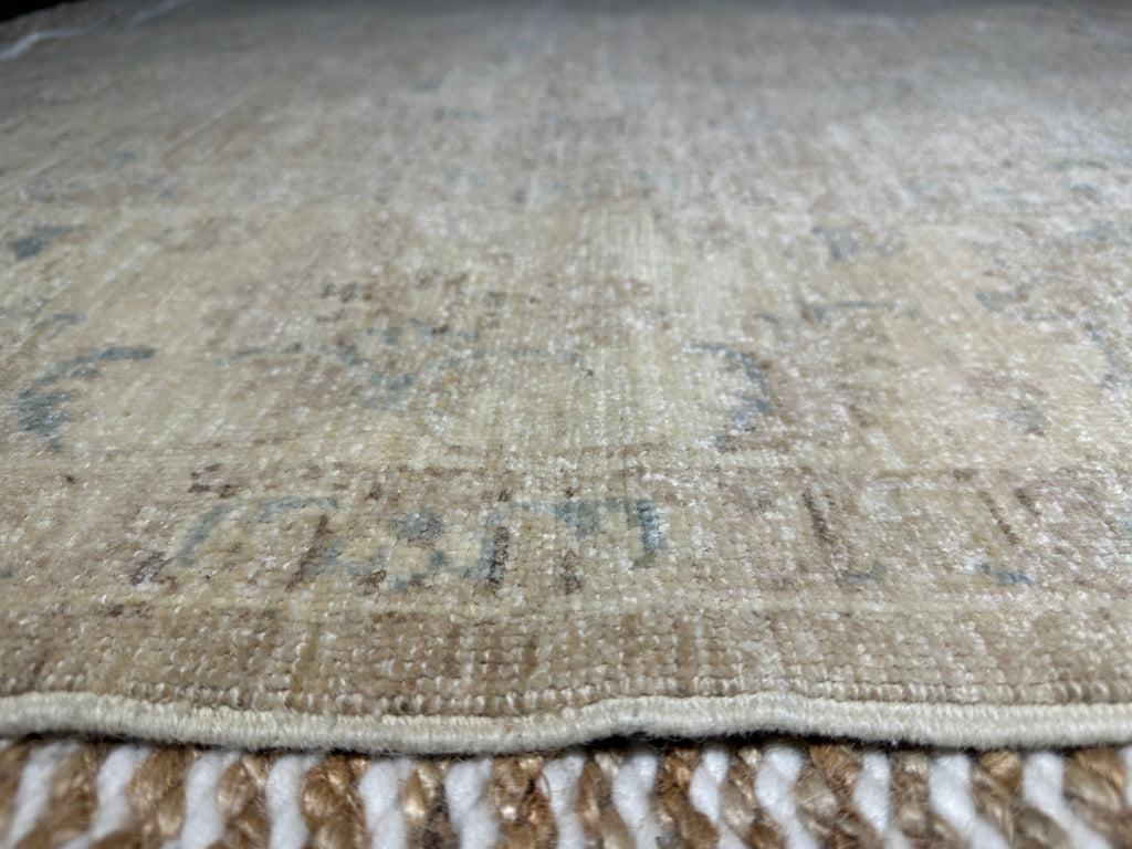 Greta Lee 5.2x6.6 Tan Hand-Knotted Farhan Rug