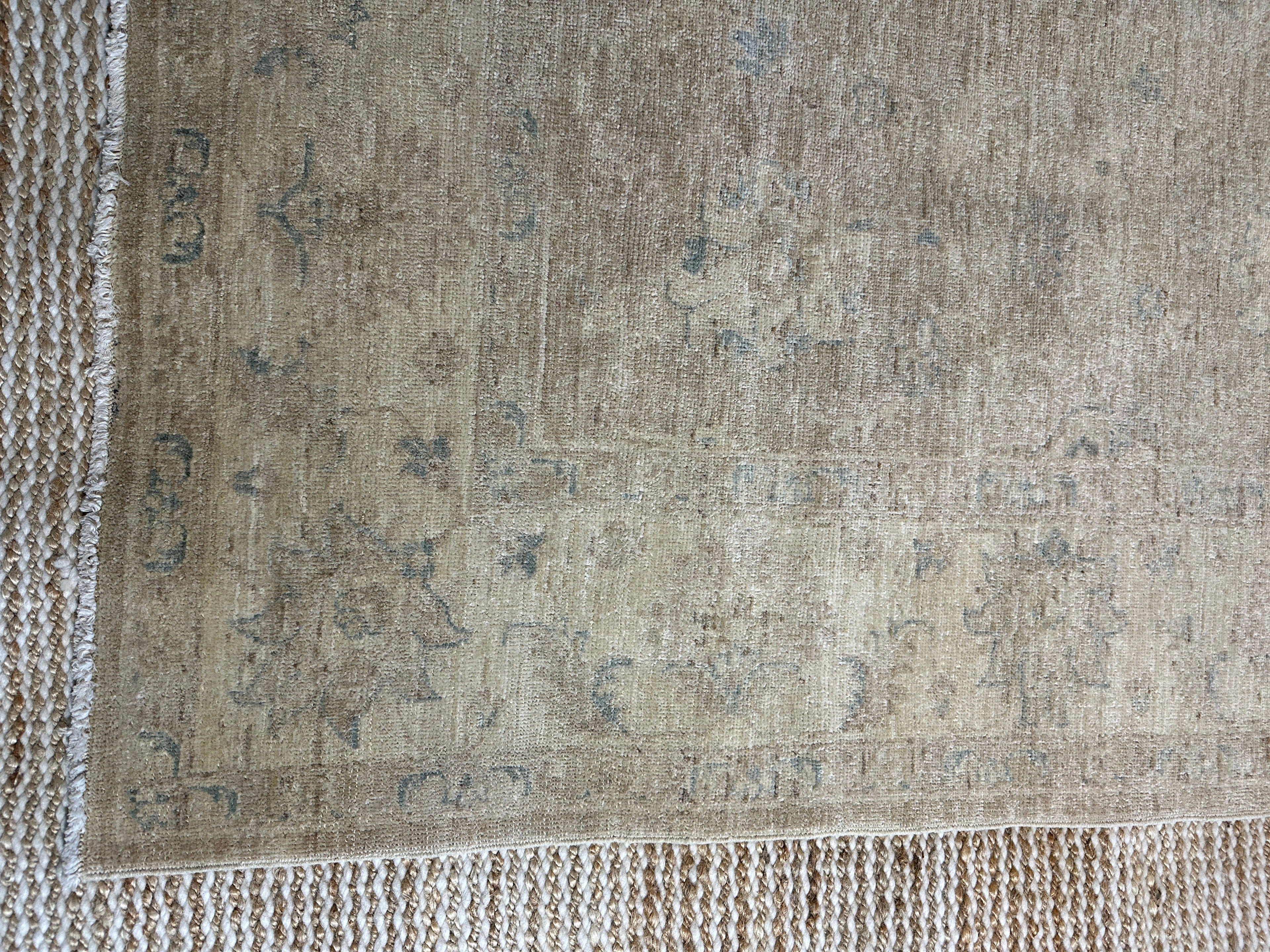 Greta Lee 5.2x6.6 Tan Hand-Knotted Farhan Rug