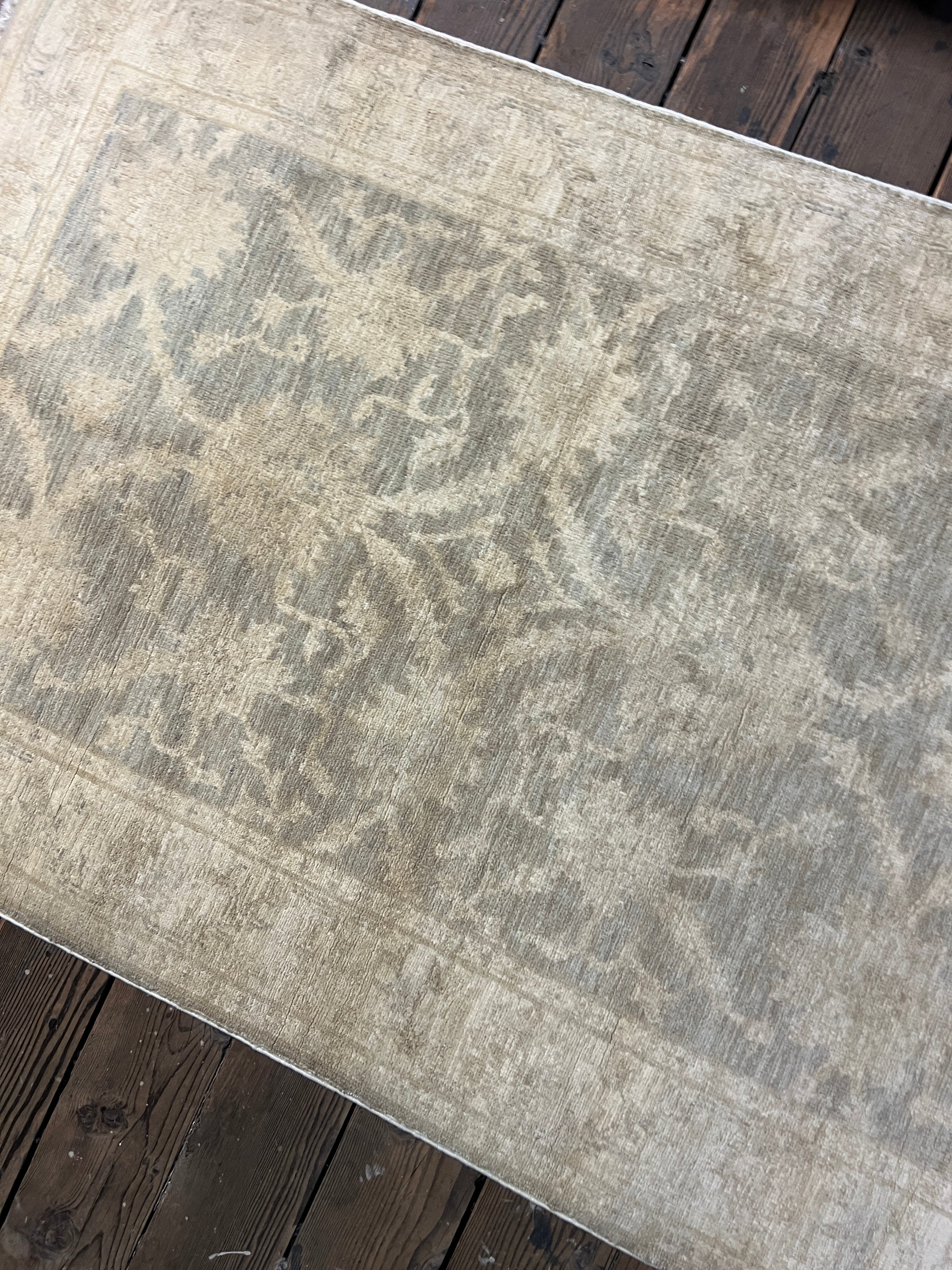 Maryann Forrester 3.3x4.9 Ivory and Brown Hand-Knotted Farhan Rug