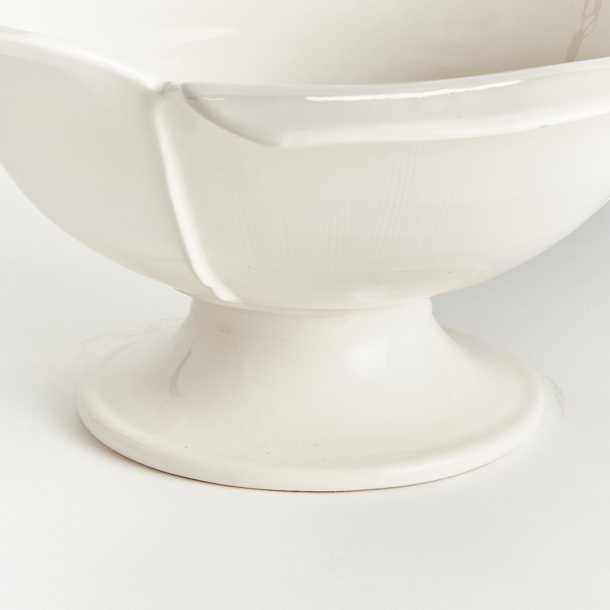 Handmade Italian Petalo Footed Bowl – Handmade Ceramic Decorative Serving Bowl | Sorelle Rossi
