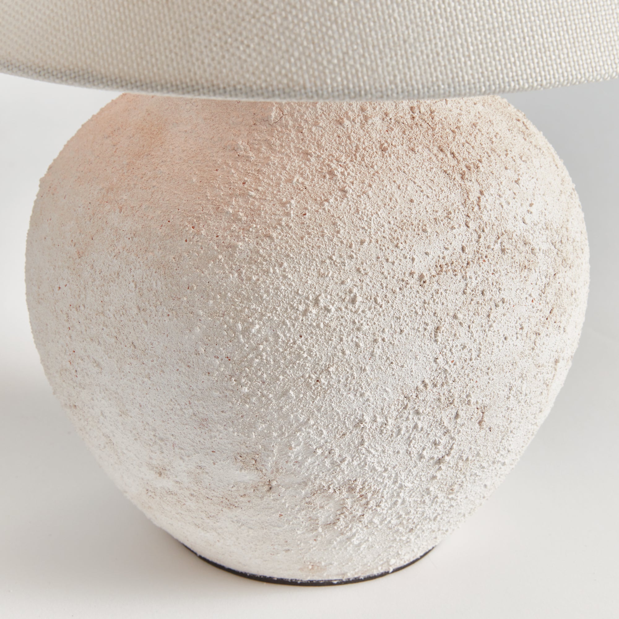 Theo Cold-Paint Textured Table Lamp