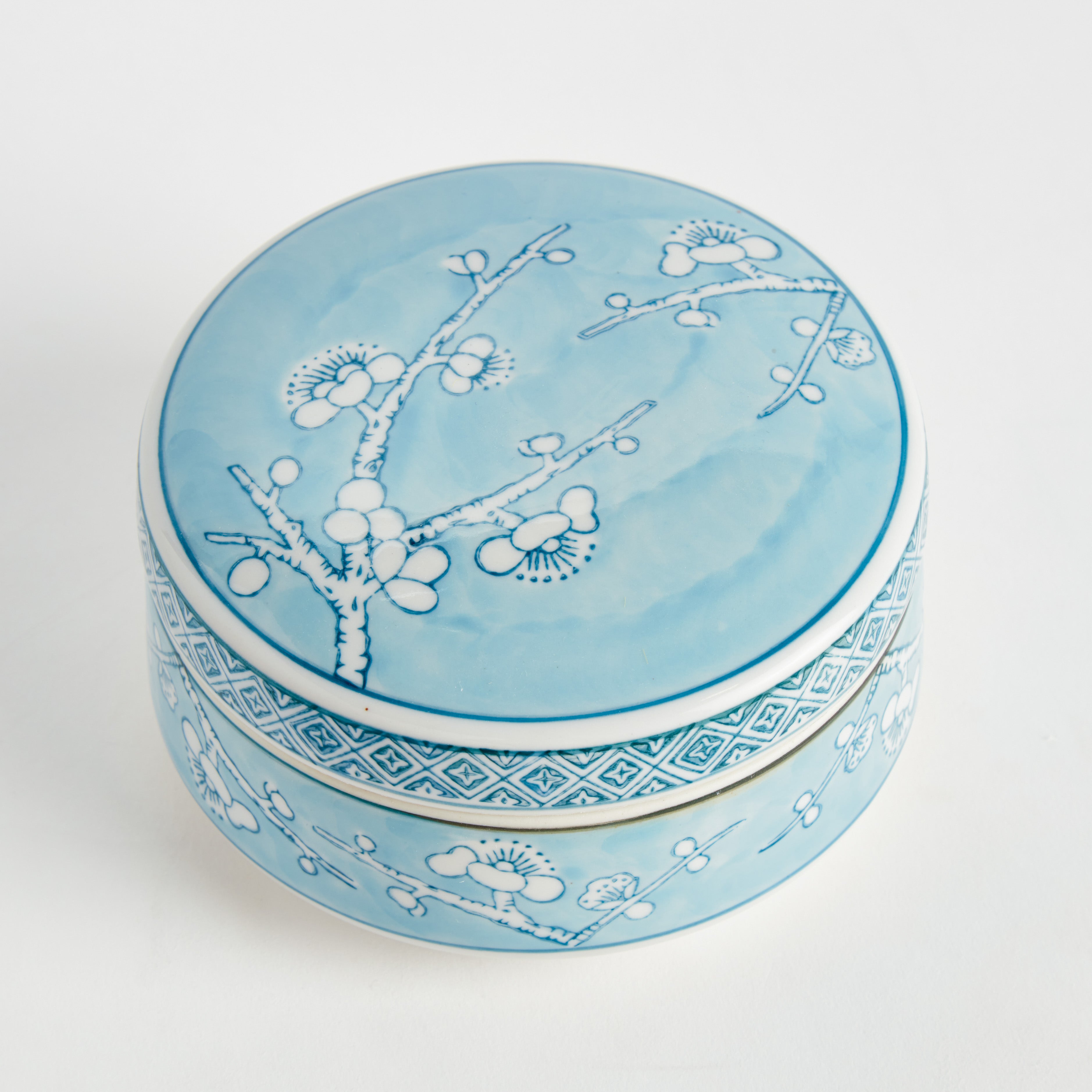 Handcrafted MONARCH Blue & White Empress Round Lidded Catchall Box – Luxury Decorative Storage Accent