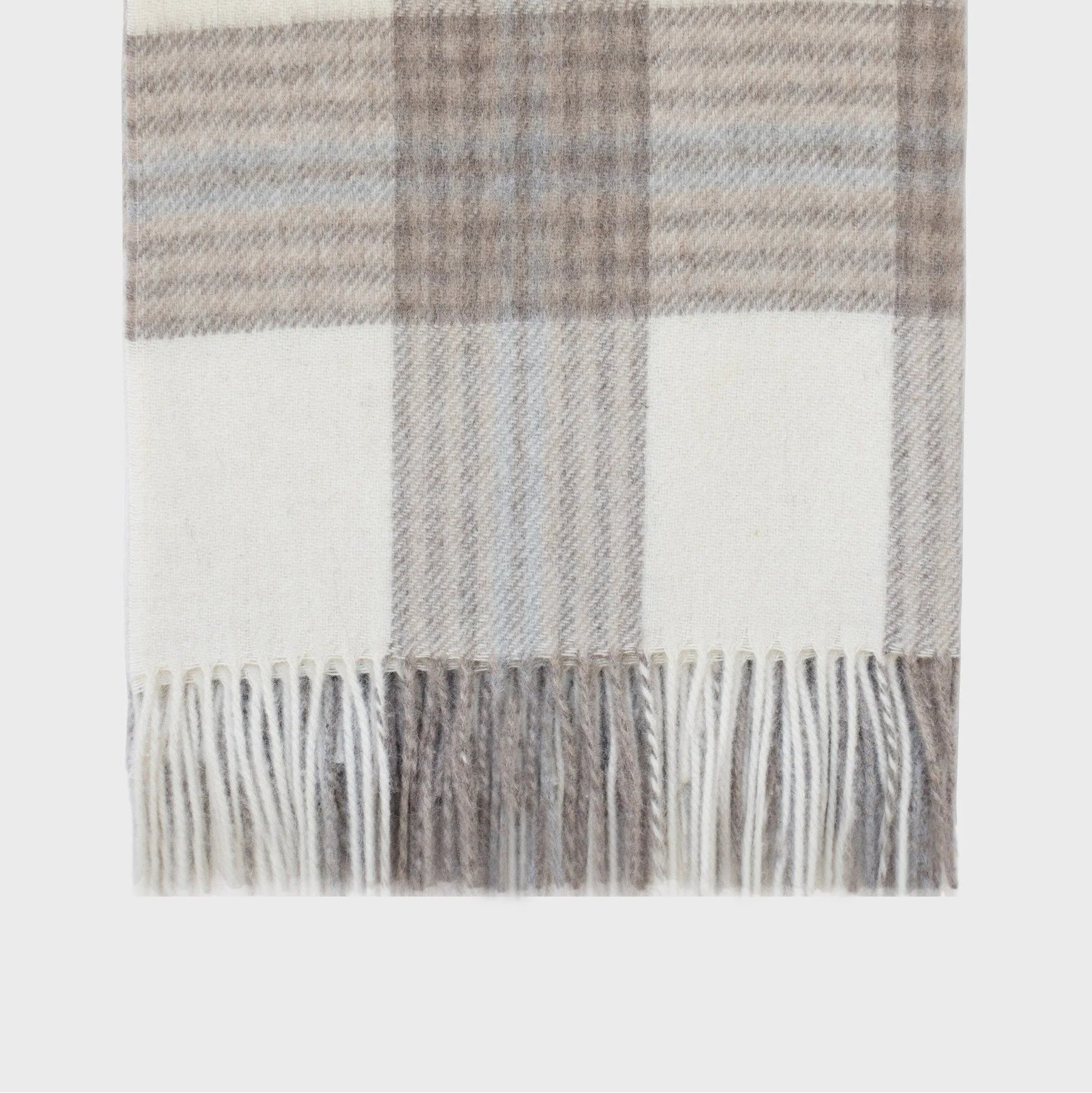 Stonehaven Oversized Plaid Throw – Alpaca & Lambswool Blend | Luxury Neutral Cozy Blanket