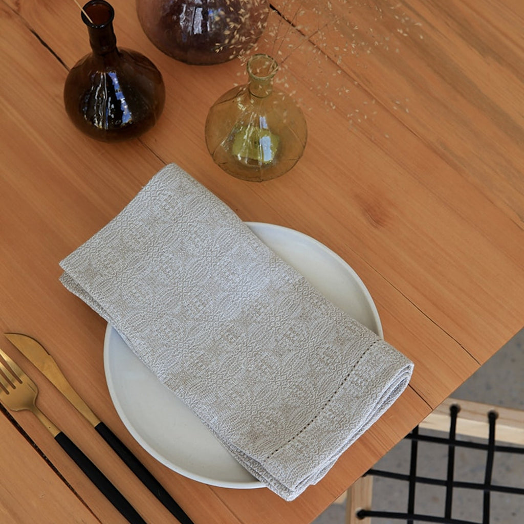 Neutral European-inspired tabletop styling with layered linens, handcrafted ceramics, and timeless decor | Sorelle Rossi Shoppe