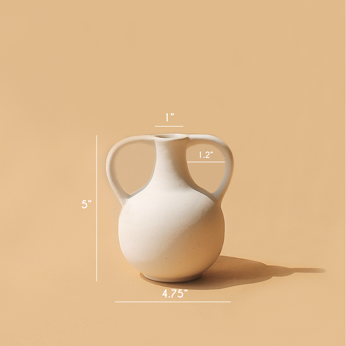 Sculptural neutral ceramic bowl with an organic handcrafted silhouette for timeless home decor | Sorelle Rossi Shoppe