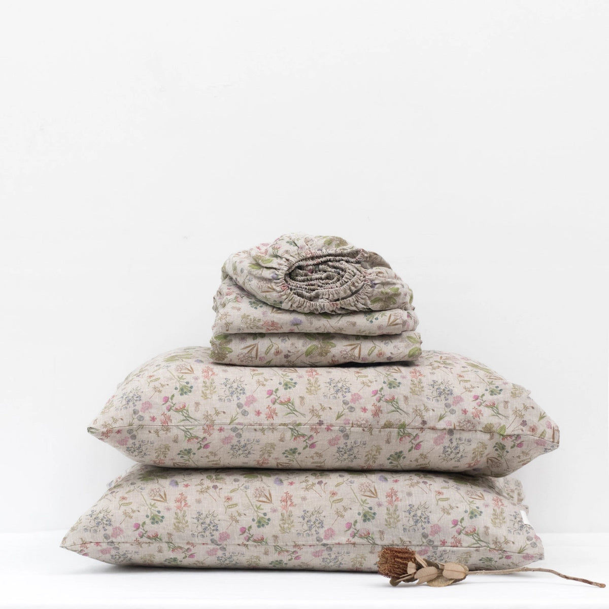 Botany 2 Floral Linen Sheet Set