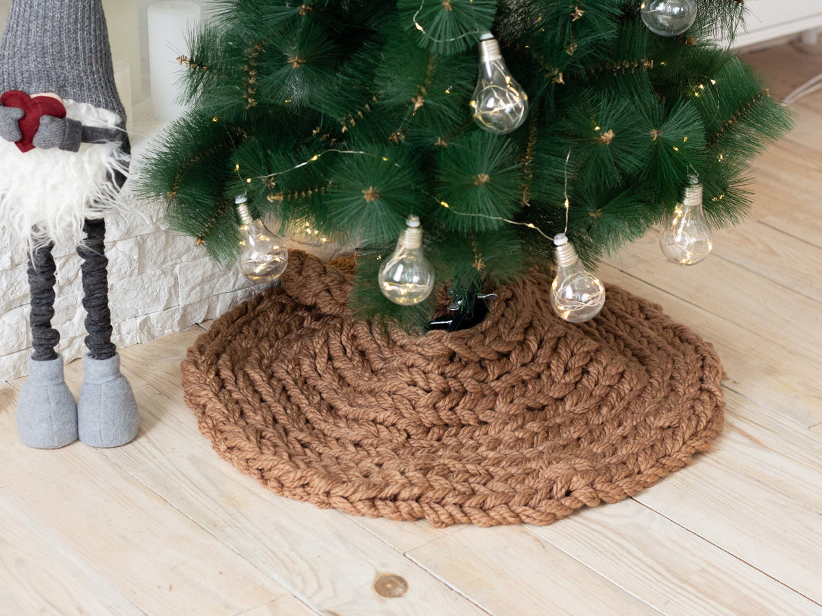Beige Chunky Knit Christmas Tree Skirt