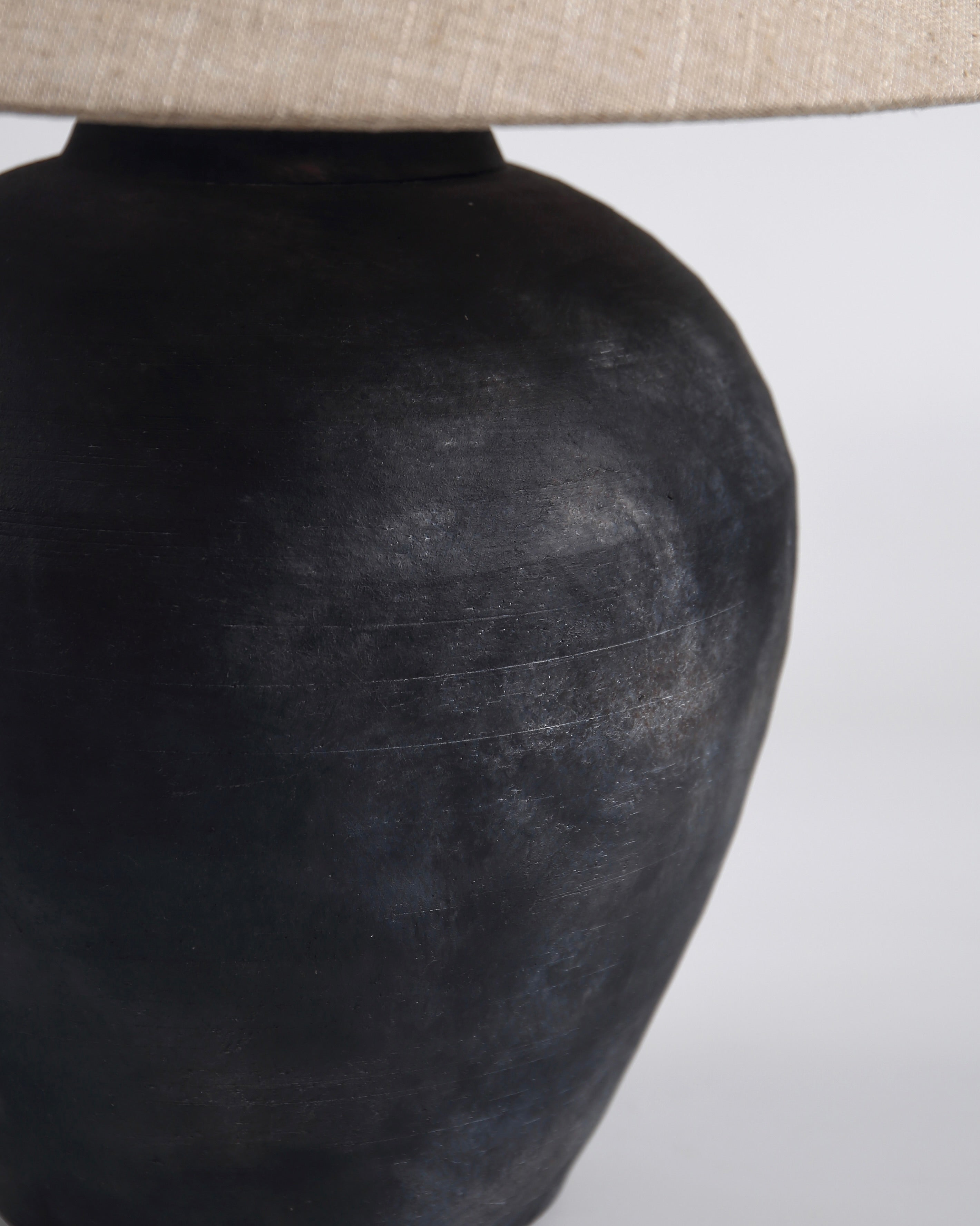 Zarita Minimalist Table Lamp - Black & Tan Textured