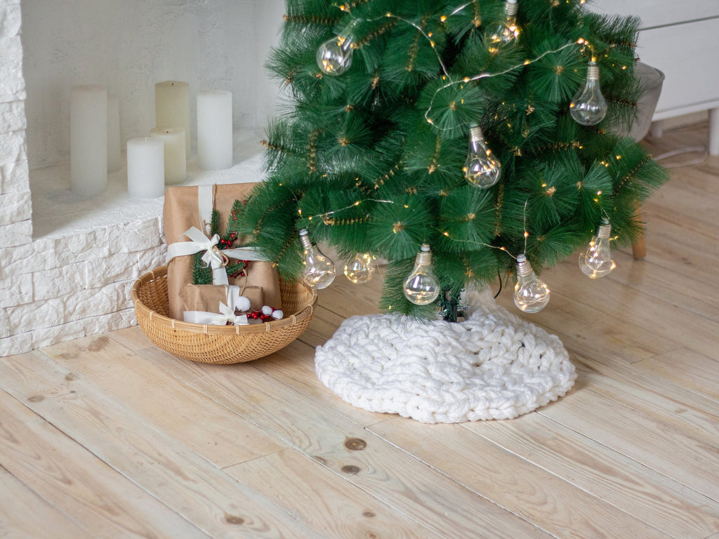 Creamy White Chunky Knit Christmas Tree Skirt