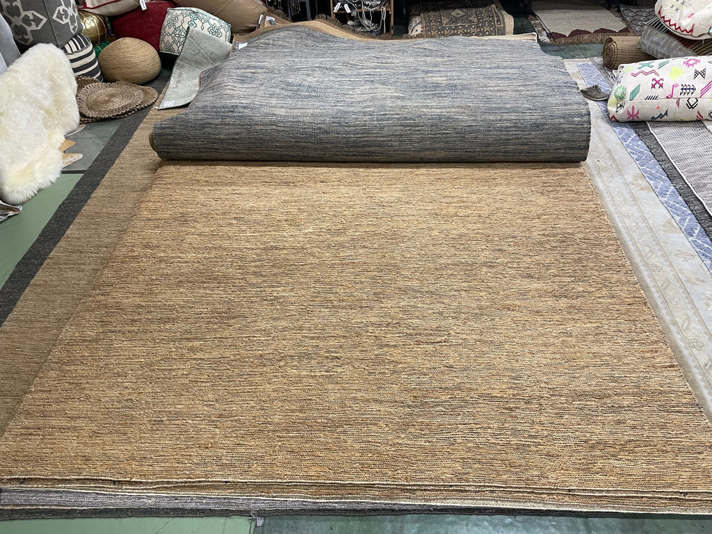 Kevin Dobson 10.3x13.3 Natural Jute Soumak Rug
