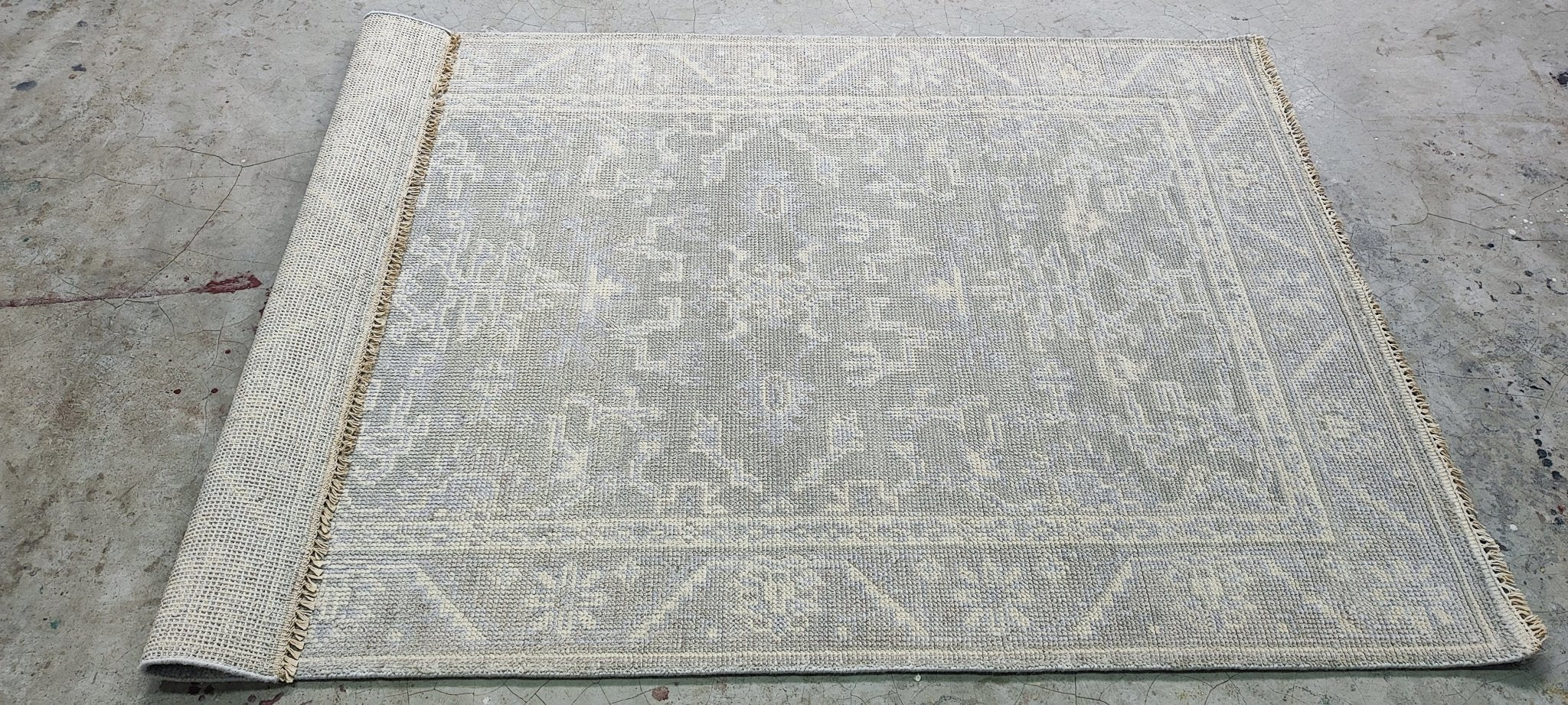 Margaret Sullivan 4x6 Silver and Grey Hand-Knotted Oushak Rug - CLEARANCE 30% OFF
