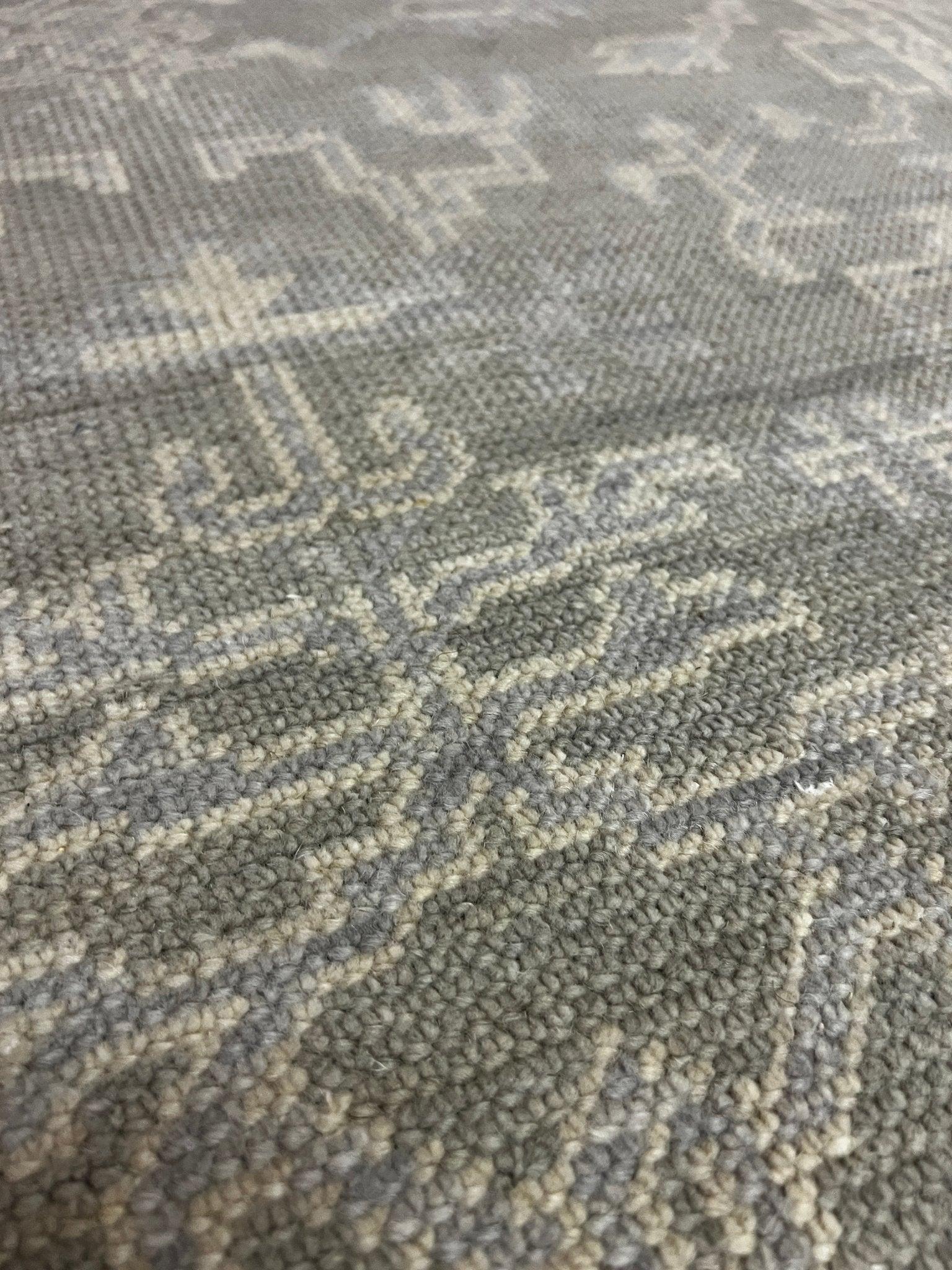 Margaret Sullivan 4x6 Silver and Grey Hand-Knotted Oushak Rug - CLEARANCE 30% OFF