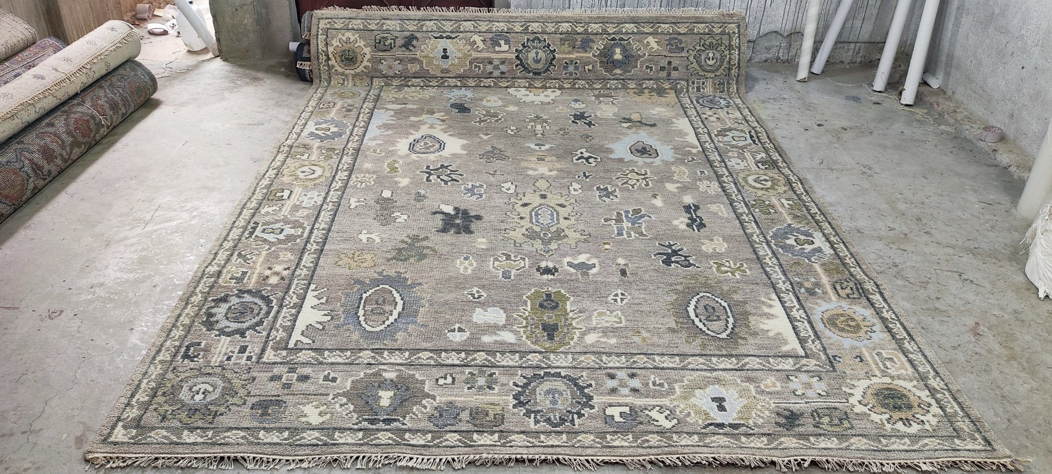 Sheila Bridges 8x10.3 Grey Hand-Knotted Oushak Rug