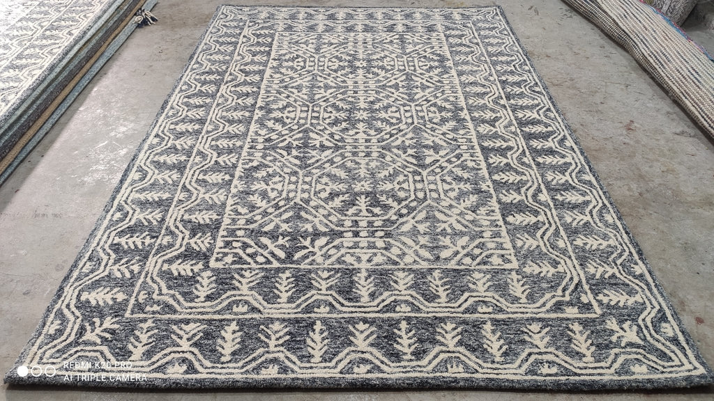 Stinger 5x7.6 Hand Tufted Carpet