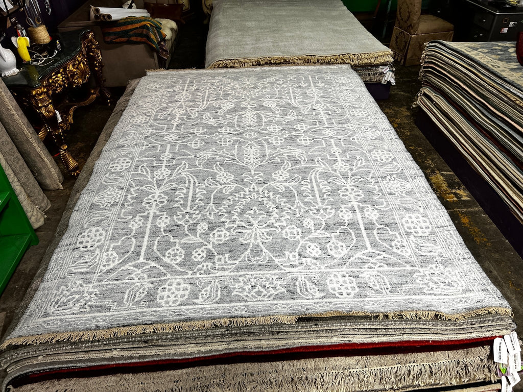 Terza 6x9 Grey & Ivory Floral Hand Knotted
