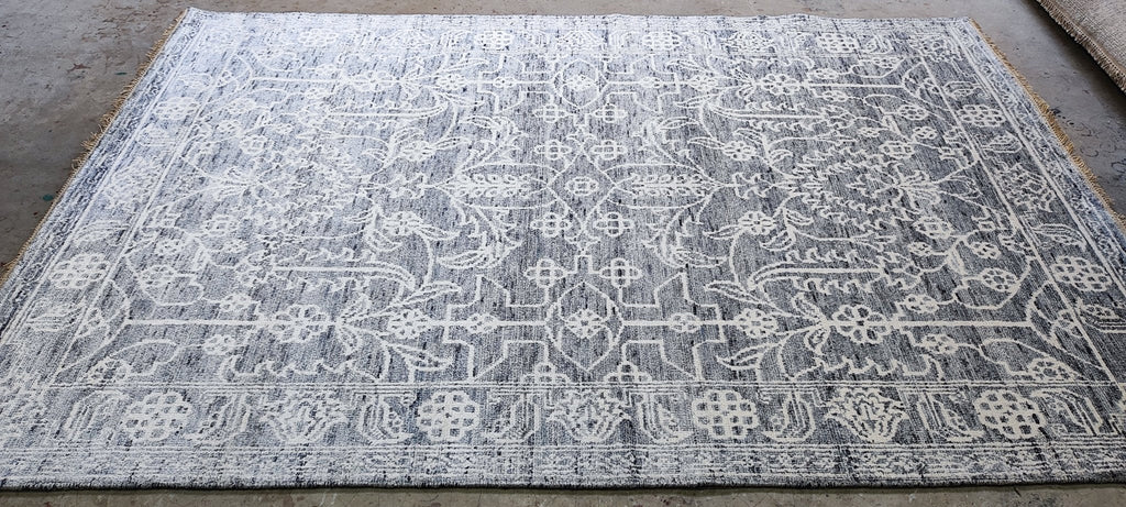 Terza 6x9 Grey & Ivory Floral Hand Knotted