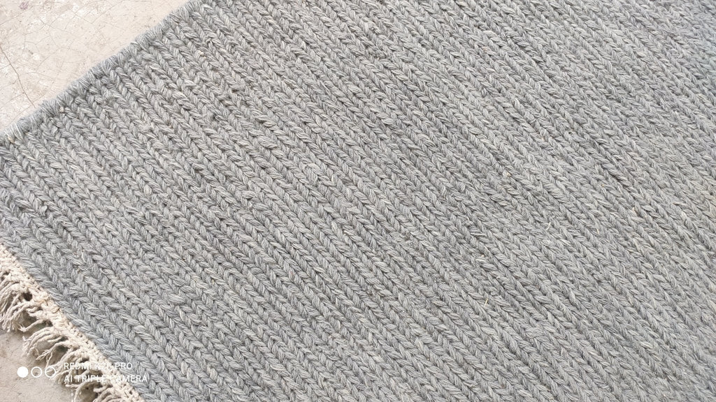 Toto 8x9.9 Handwoven Gray Durrie Rug